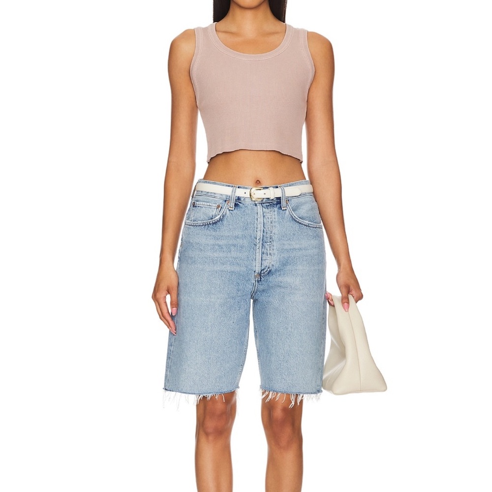 NWT AGOLDE
'90S JEAN SHORT - JORTS
Item no: 121593